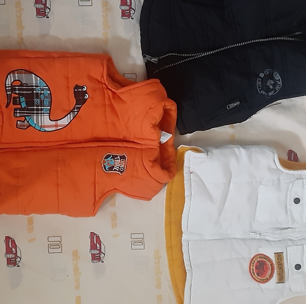 Outer toddler vests